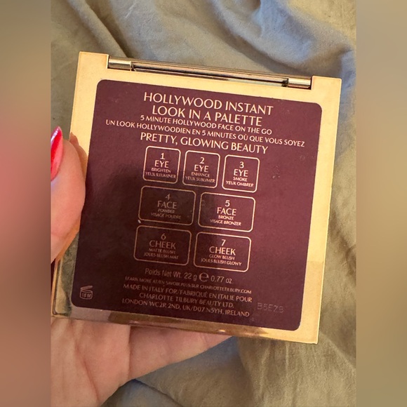 Charlotte Tilbury Instant Look in a Palette - Picture 4 of 4
